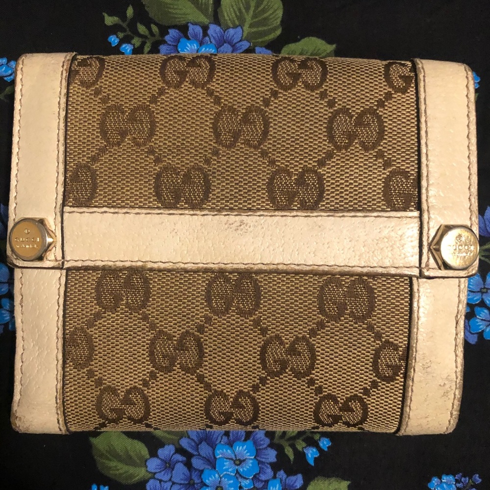 Authentic Gucci Wallet